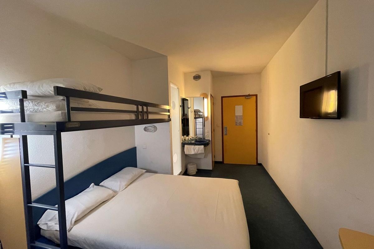 Kyriad Direct Montauban Centre 외부 사진