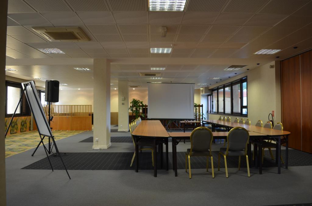 Kyriad Direct Montauban Centre 외부 사진